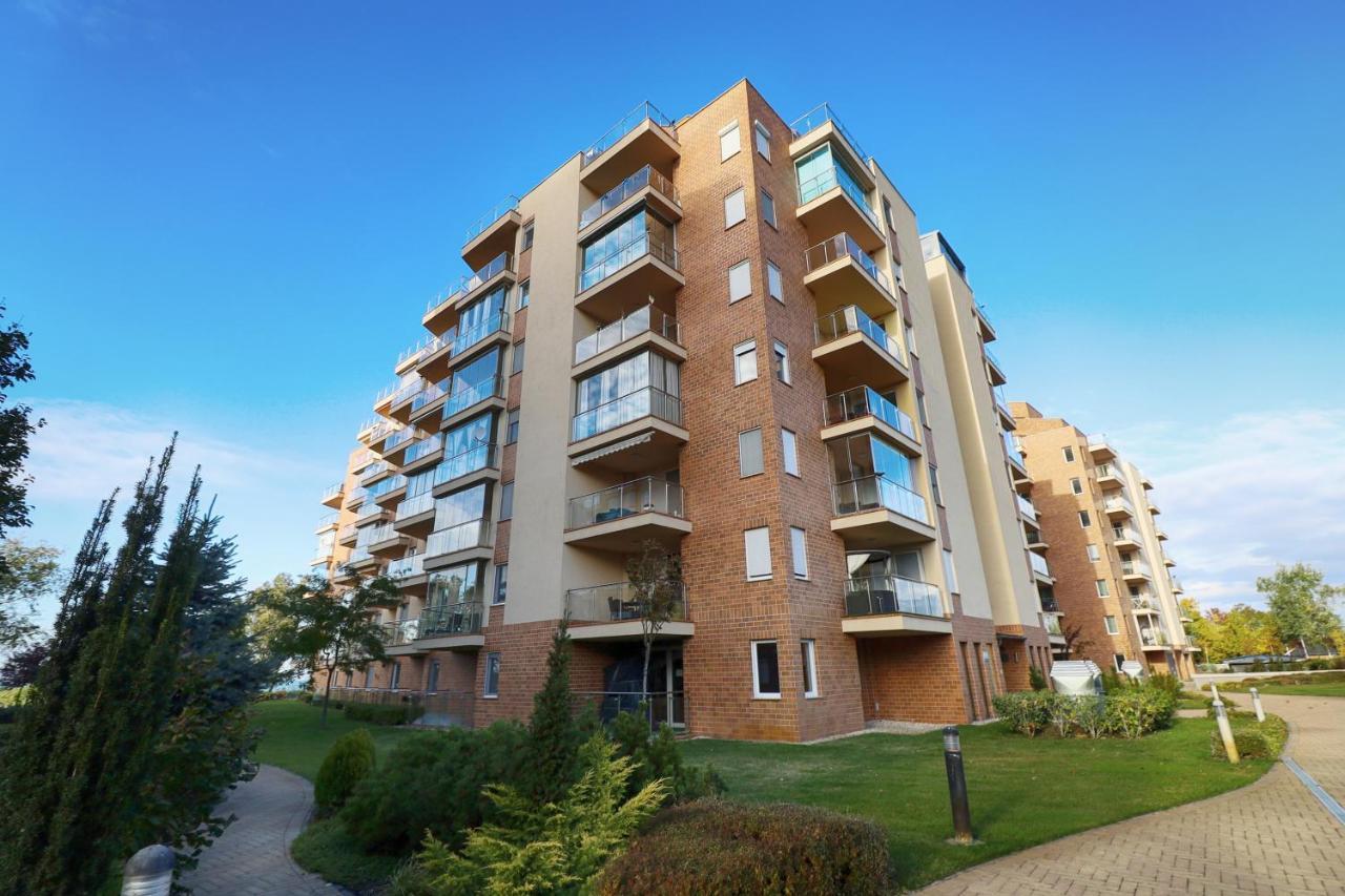 Galerius Golden Beach Apartment Siófok Zewnętrze zdjęcie