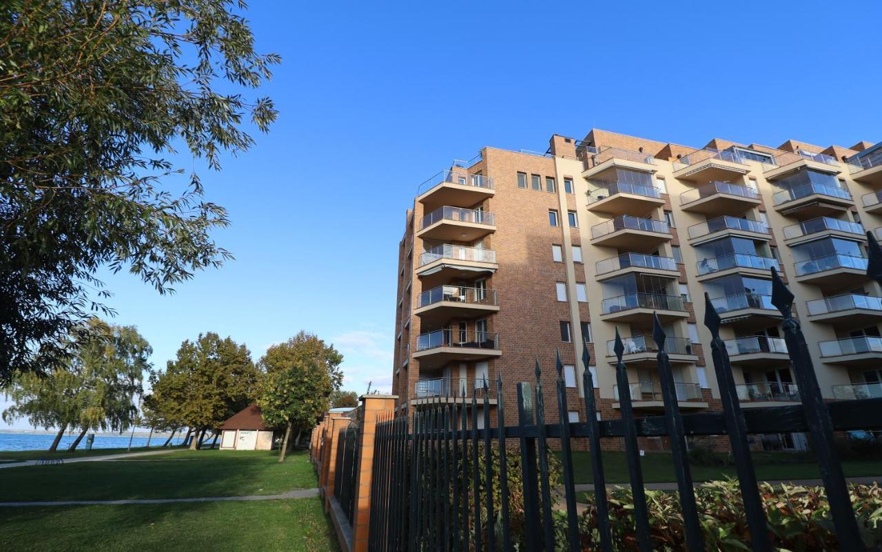 Galerius Golden Beach Apartment Siófok Zewnętrze zdjęcie