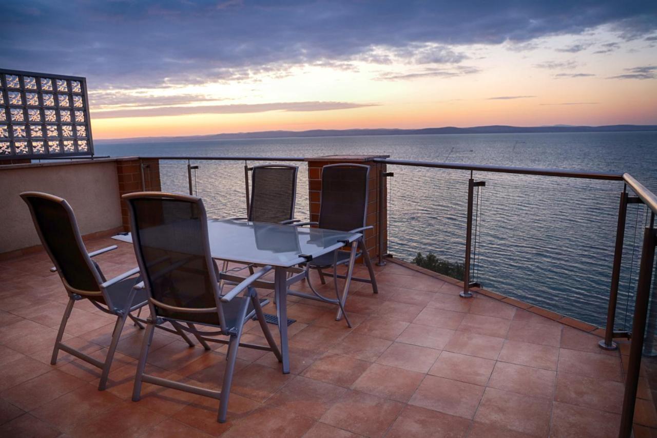 Galerius Golden Beach Apartment Siófok Zewnętrze zdjęcie